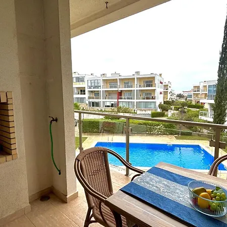 Shine With Pool By Homing *