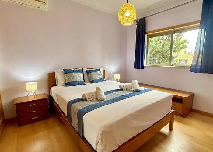 Shine With Pool By Homing